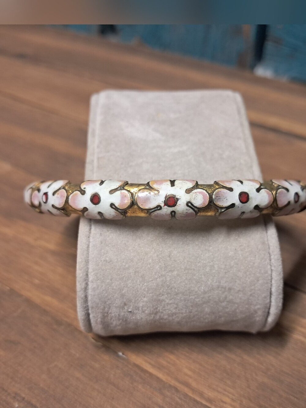 Vintage Hand Painted Floral Enamel Cloisonne Bangle Bracelet - Picture 4 of 7